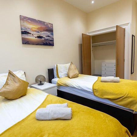 New 3-Bedroom Apartment Close To City Centre Edinburgh Exterior photo