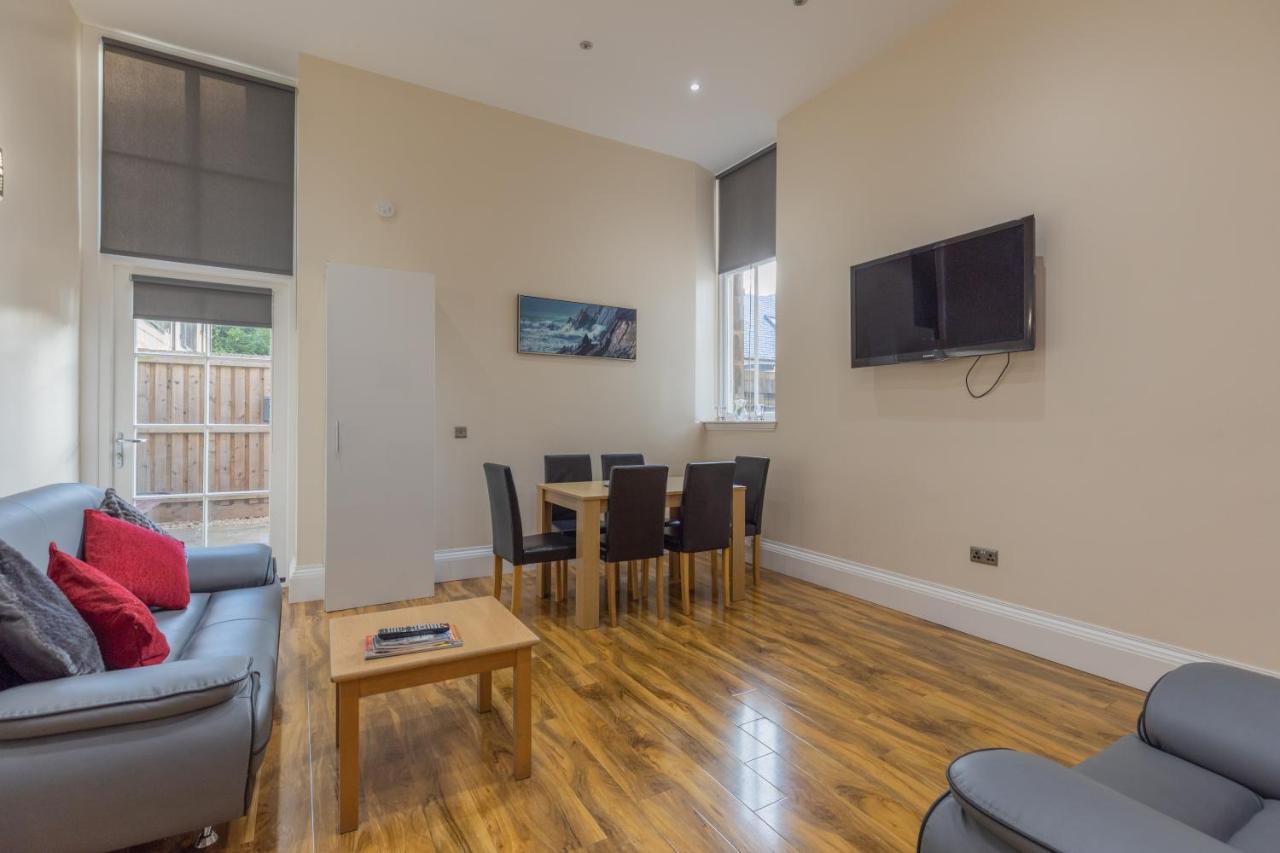 New 3-Bedroom Apartment Close To City Centre Edinburgh Exterior photo