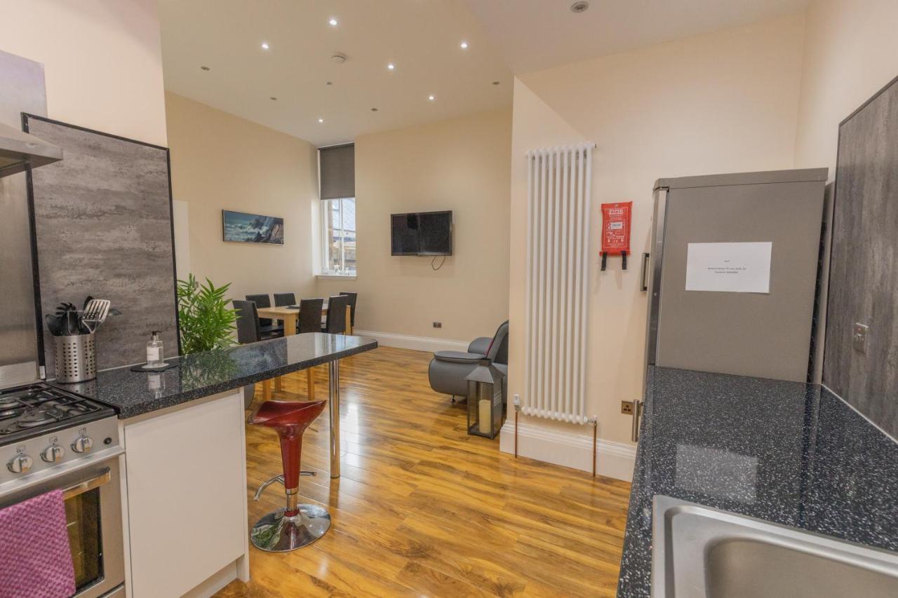 New 3-Bedroom Apartment Close To City Centre Edinburgh Exterior photo