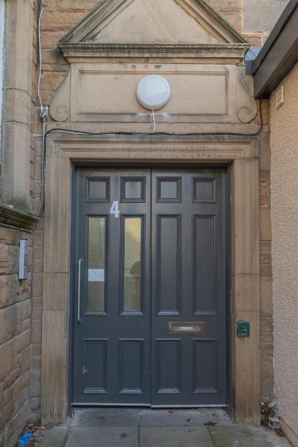 New 3-Bedroom Apartment Close To City Centre Edinburgh Exterior photo