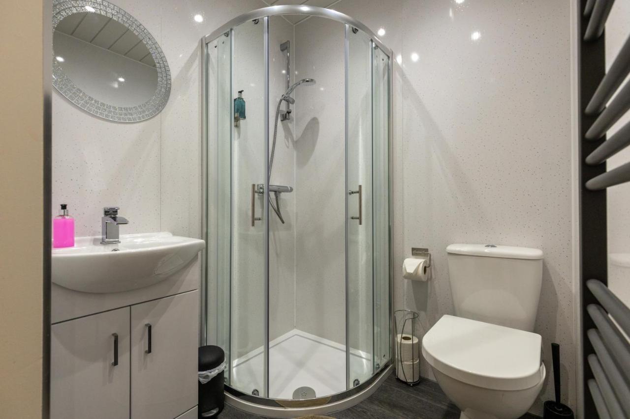 New 3-Bedroom Apartment Close To City Centre Edinburgh Exterior photo
